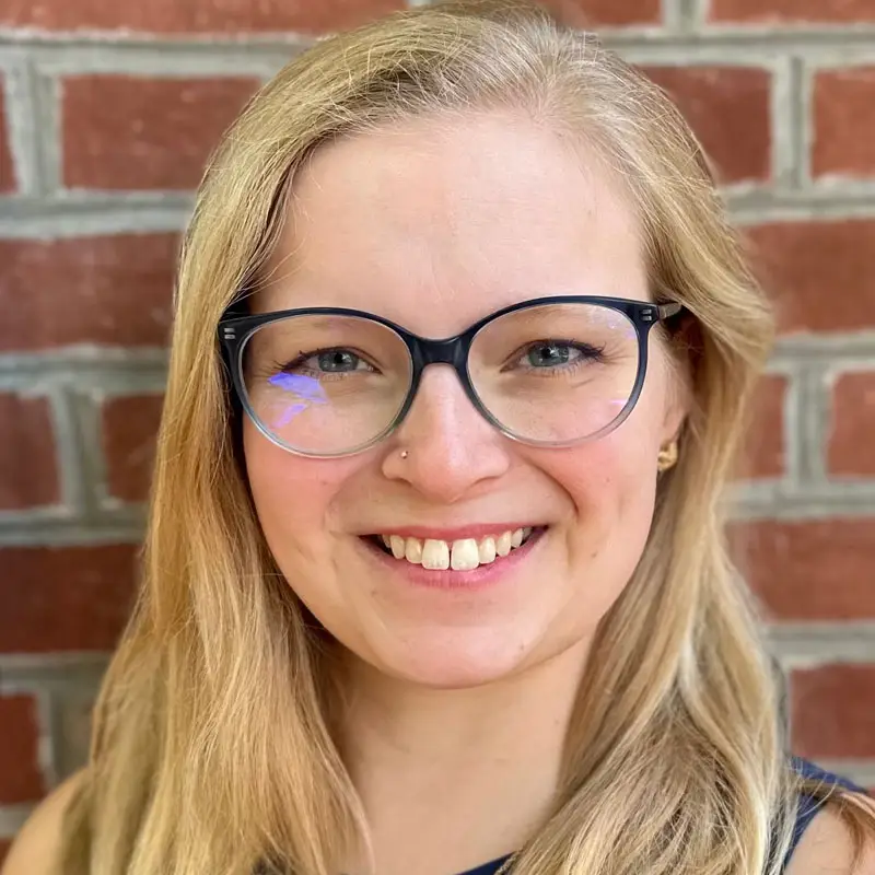 Olivia Gilbert headshot